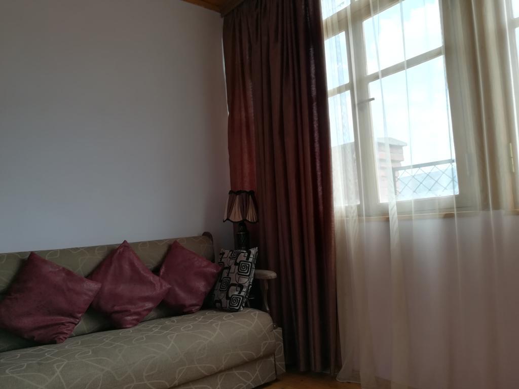 Apartment In The Heart Of Old 第比利斯 外观 照片